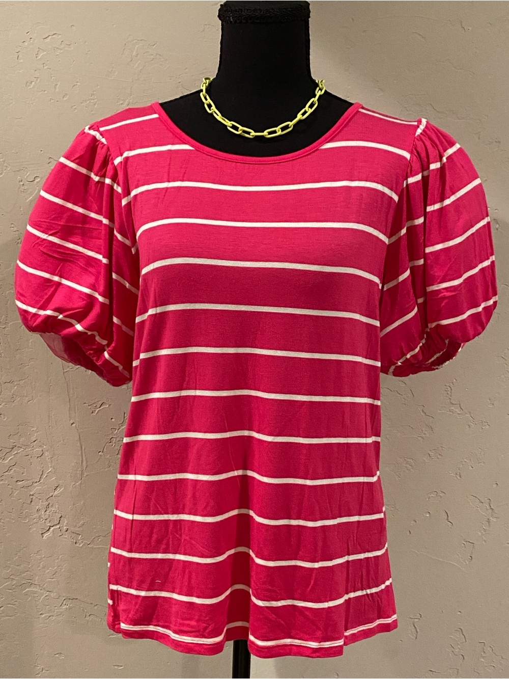 Women’s Pink Striped Puff-Sleeve Top with neon yellow necklace NWOT PTP 18
